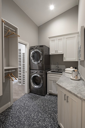 261026_3904 Vincent Ave S_216