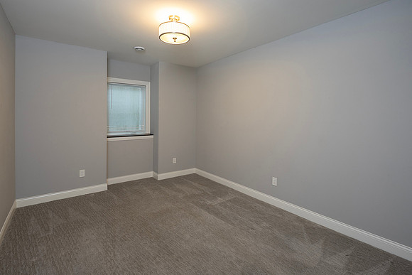 261026_3904 Vincent Ave S_180