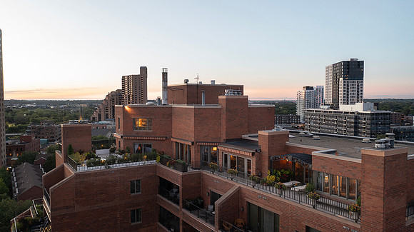 260915D_100 Second St_030