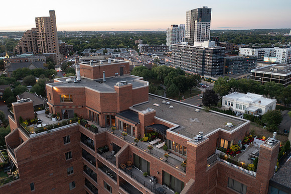 260915D_100 Second St_043